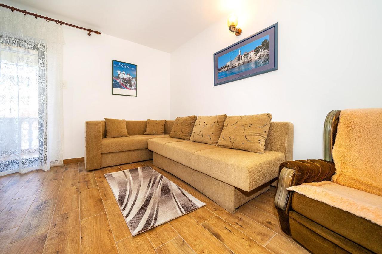 Apartments Jurina Krk Town Zewnętrze zdjęcie