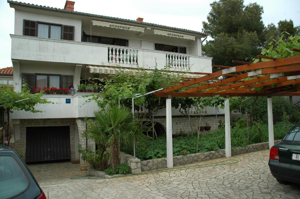 Apartments Jurina Krk Town Zewnętrze zdjęcie
